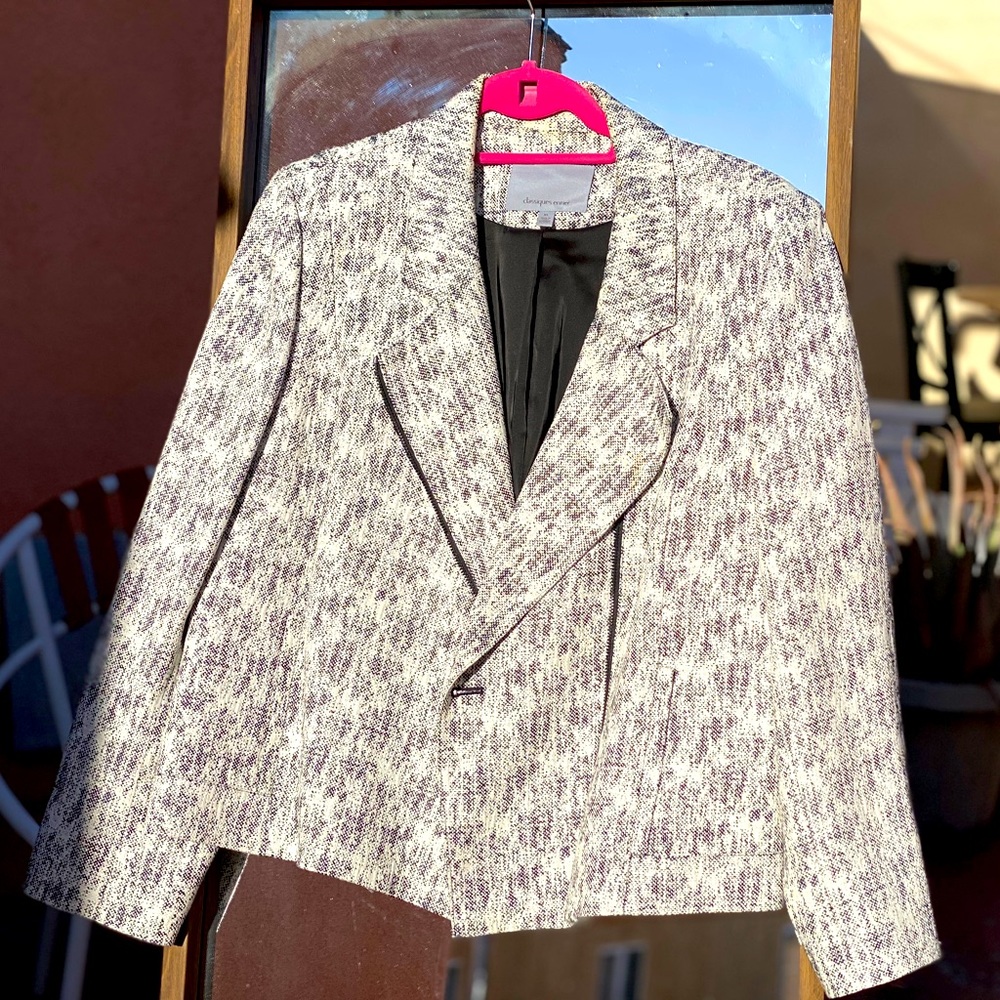 Moto jacket with zipper detail
